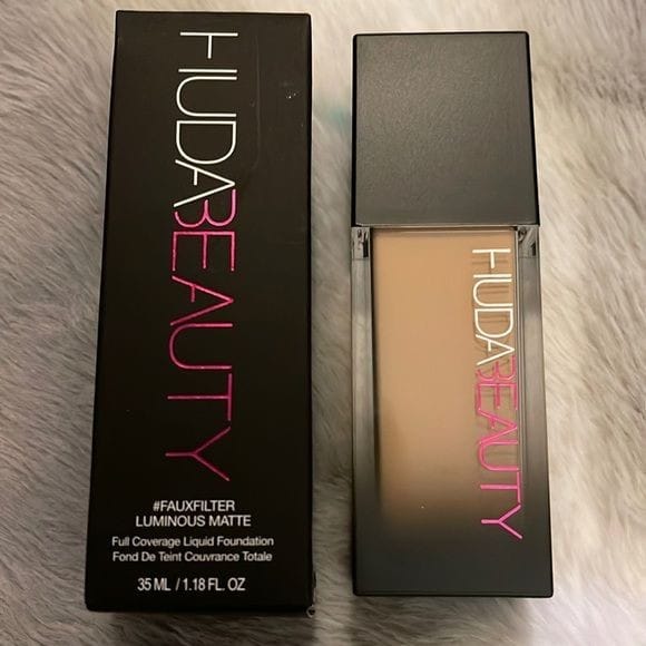 HUDA BEAUTY Matte Foundation 35ml