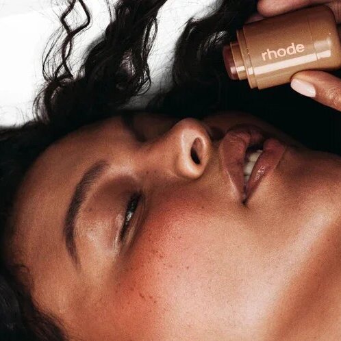 Rhode - The Pocket Blush toasted teddy