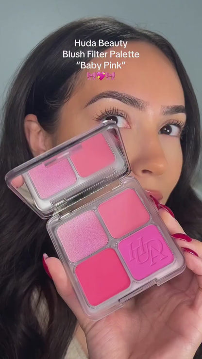 Huda Beauty - Blush Filter Blurring Blushlighters Palette