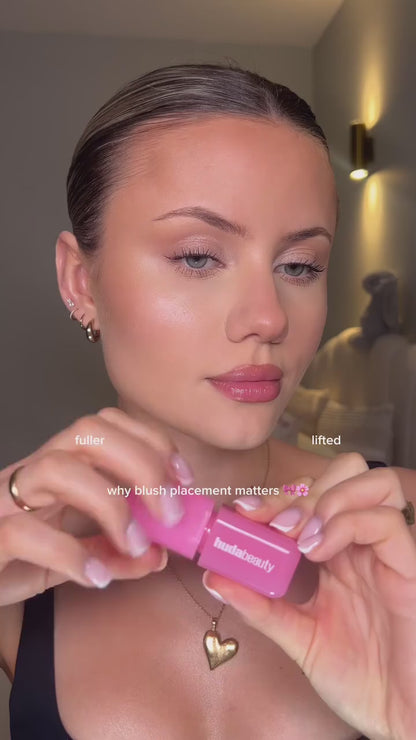 Huda Beauty - Blush Filter Liquid Blush