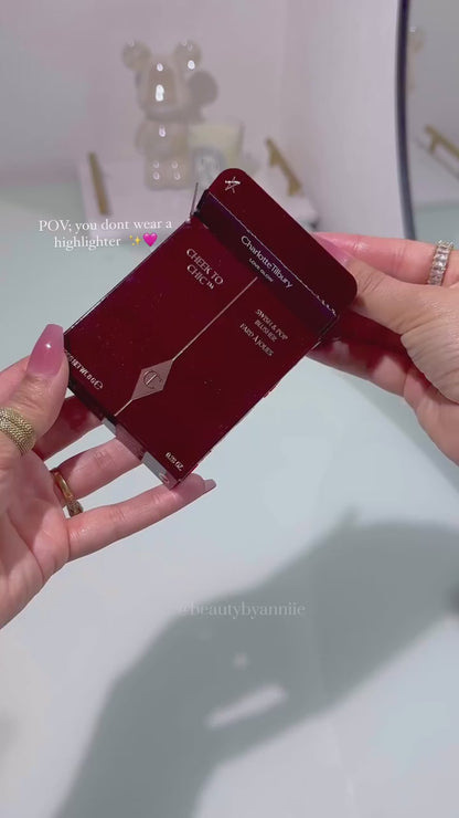 Charlotte Tilbury - Cheek To Chic Blush