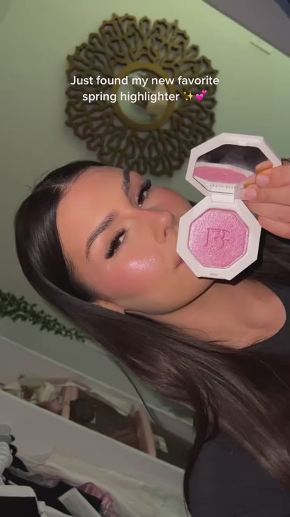 Fenty Beauty - Killawatt Freestyle Highlighter