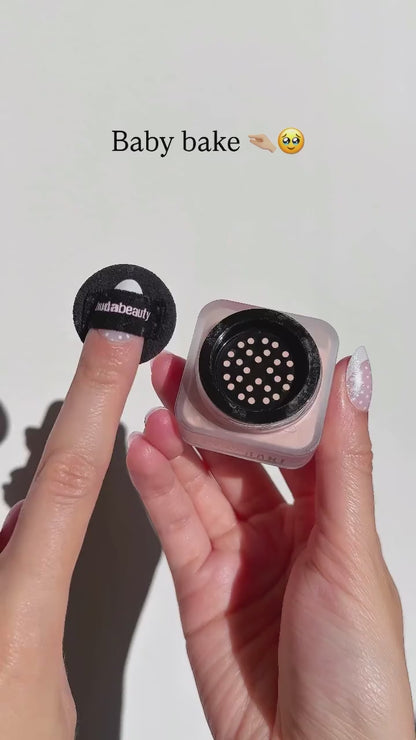 Huda Beauty - Mini  Easy Bake Loose Baking & Setting Powder Travel Size